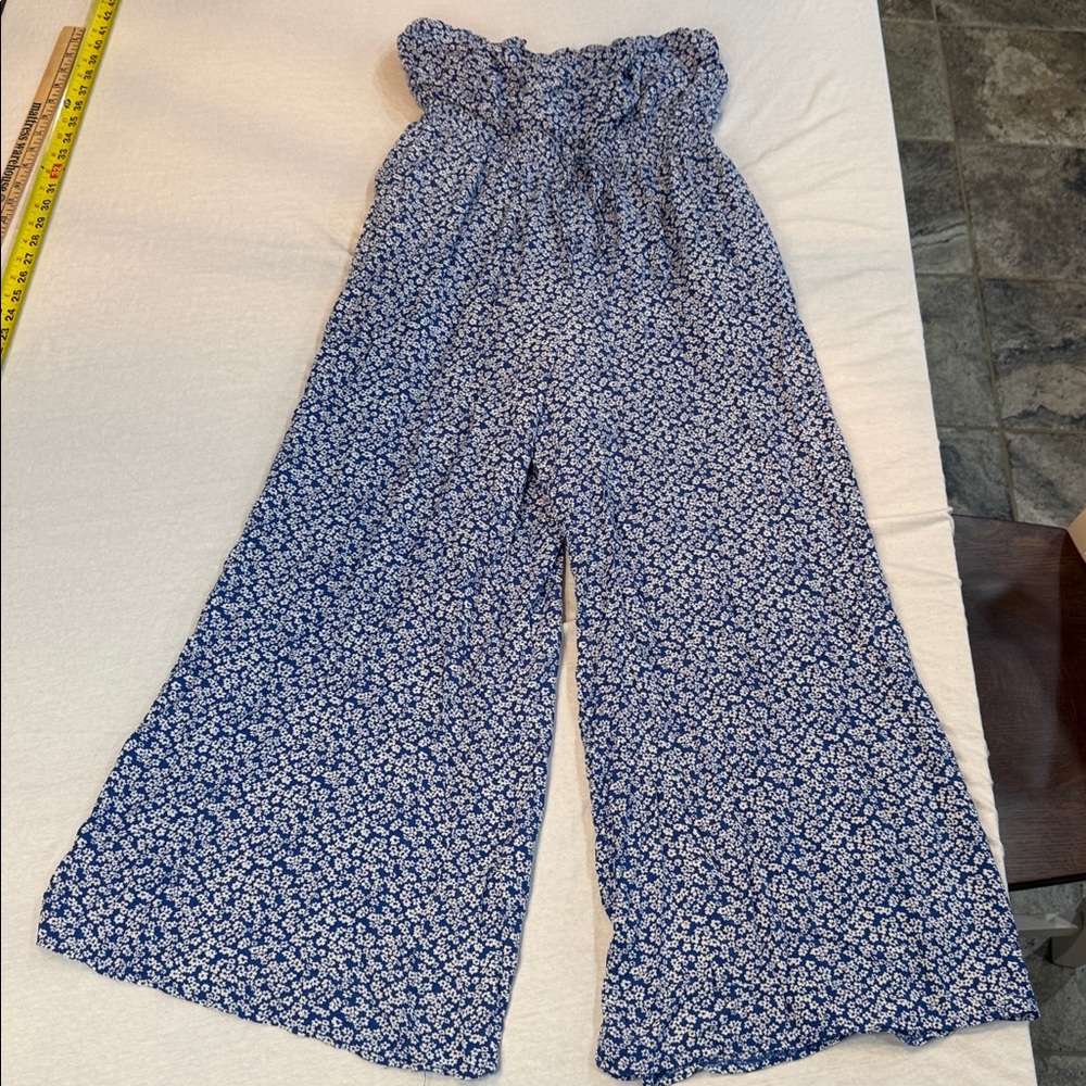 Hudson Gray dainty blue and white floral strapless size Large jumpsuit Wide leg